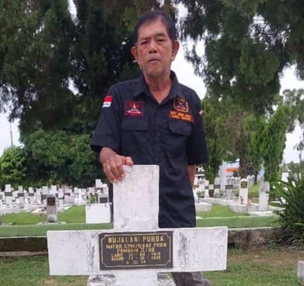 Dodi Rikardo Sembiring Ziarah ke Taman Makam Pahlawan, Kenang Perjuangan Kakek sebagai Pahlawan Bangsa